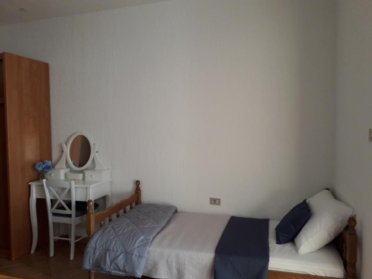 Delfin Apartments Sveti Juraj Buitenkant foto